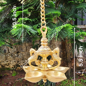 Thooku Vilakku Type IV