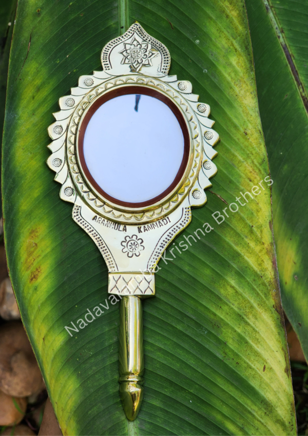 Aranmula Kannadi 9.5 inch (Type III) - Image 3