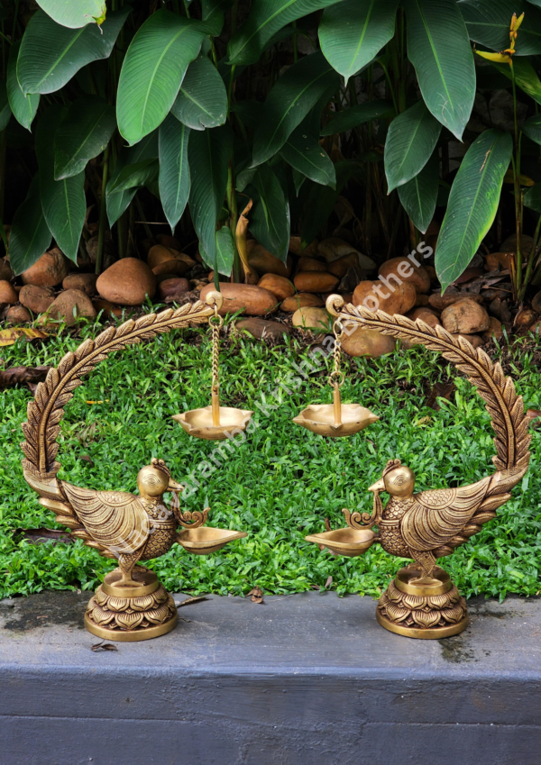 Brass Decor Lamp/Vilakku - Image 3