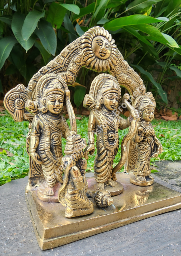 Sri Rama Pattabhishekam 7 inch - Image 4