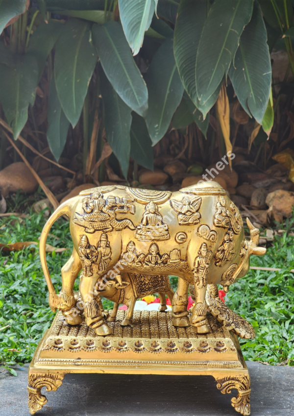 Kamadhenu/ Cow and Calf statue - Image 5