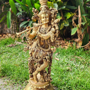 Lord Krishna Lotus Base (27 inch)