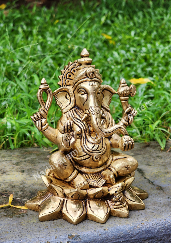 Lord Ganesha Idol – 5.5 inches (SC-3726) - Image 5