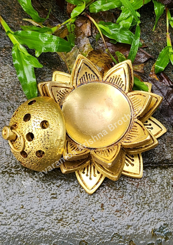 Antique Brass Dhoop & Sambrani Stand 2.5 inch LDD-1