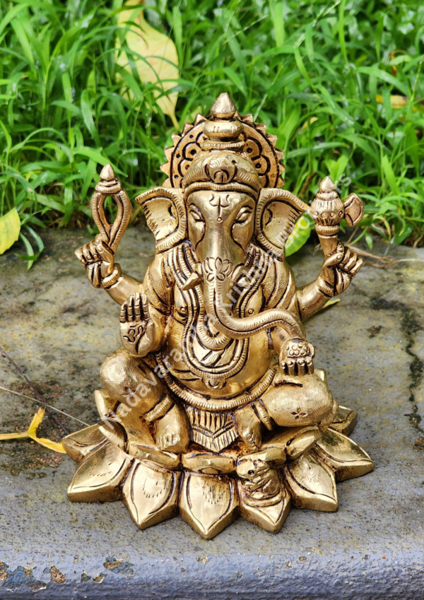 Lord Ganesha Idol – 5.5 inches (SC-3726) - Image 3