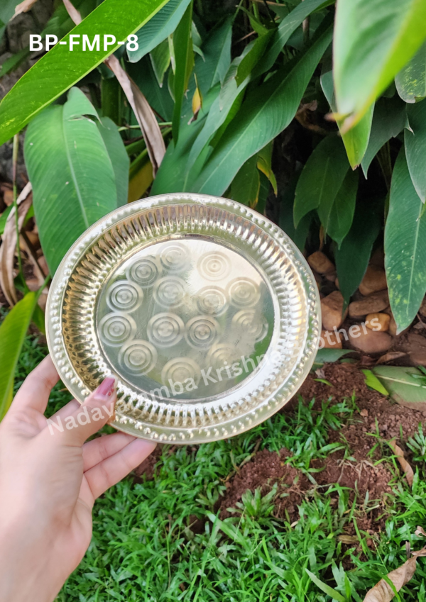 Round Brass Plates: 8 to 14 inches - Image 5