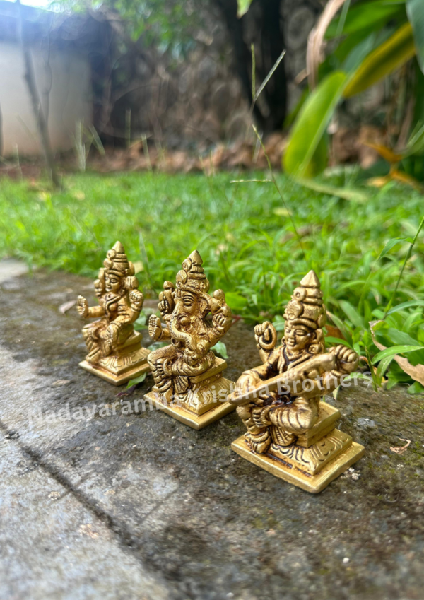 Goddess Saraswathi 2.5 inch (CAR-SAR-1) - Image 4