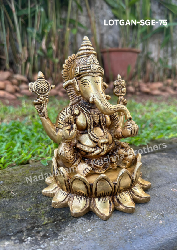 Shree Ganesh idol 7.5 inch height (LOTGAN-SGE-75) - Image 3