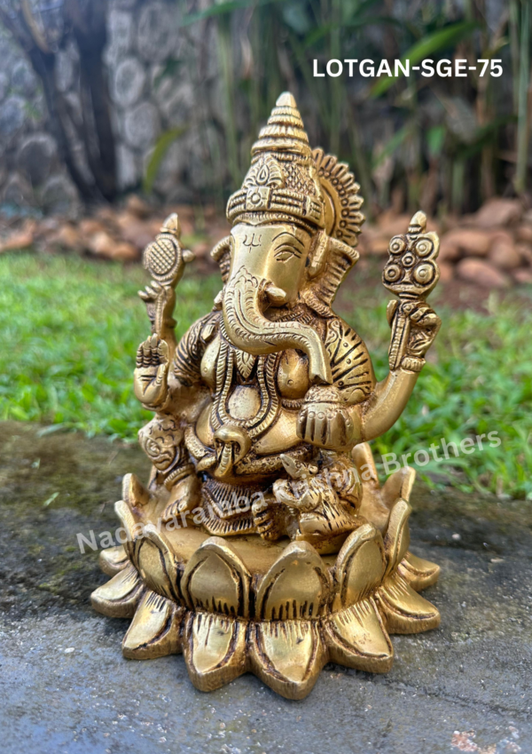 Shree Ganesh idol 7.5 inch height (LOTGAN-SGE-75) - Image 2