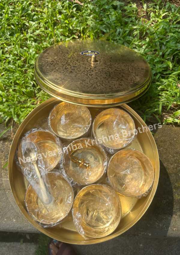 Masala Box/Anjarai Petti
