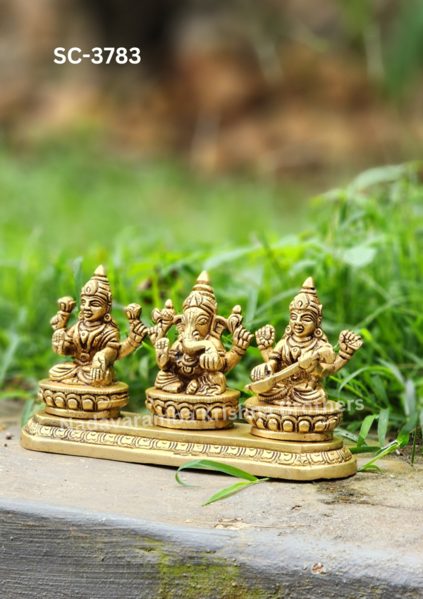 Brass Lakshmi, Ganesha, Saraswati Idol Set (SC-3783) - Image 3