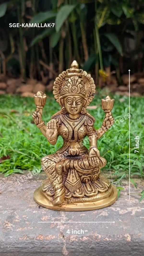 ganesh in lotus