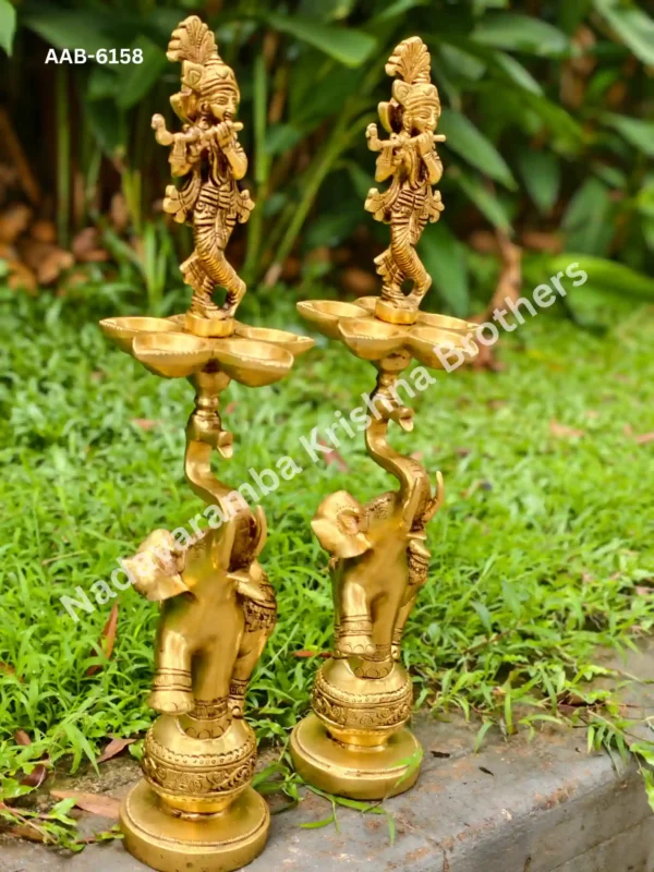 Krishna Standing On Top Of Elephant Decor Lamp (AAB-6158) - Image 4